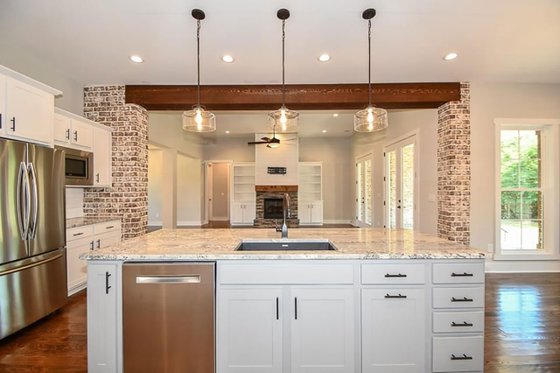 Interior - Kitchen for Farmhouse House Plan #430-147 - 3 bed, 2 bath