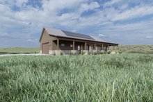 House Blueprint - Farmhouse Photo Plan #1069-25