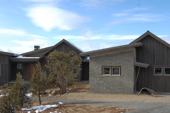 Exterior - Front Elevation 6 for Ranch House Plan #895-117 - 3 bed, 2.5 bath