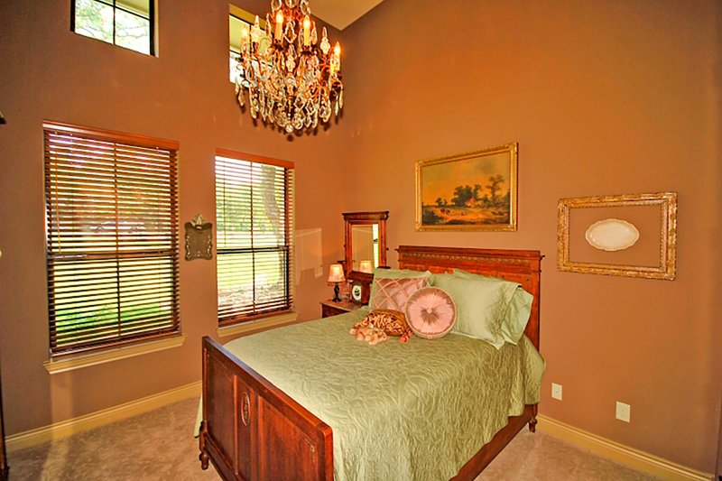 Dream House Plan - Interior - Bedroom for Prairie House Plan #80-211 - 4 bed, 4 bath