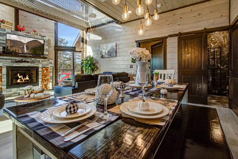 House Blueprint - Interior - Dining Room for Traditional House Plan #123-117 - 2 bed, 2 bath