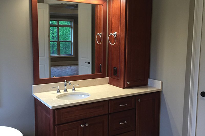 Dream House Plan - Interior - Master Bathroom 2 for Country House Plan #437-72 - 4 bed, 4 bath