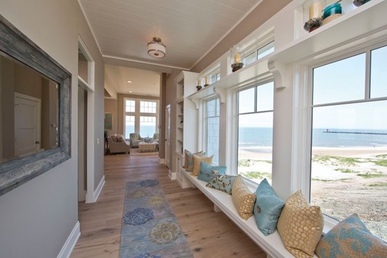 Interior - Entry for Craftsman House Plan #928-268 - 3 bed, 3.5 bath