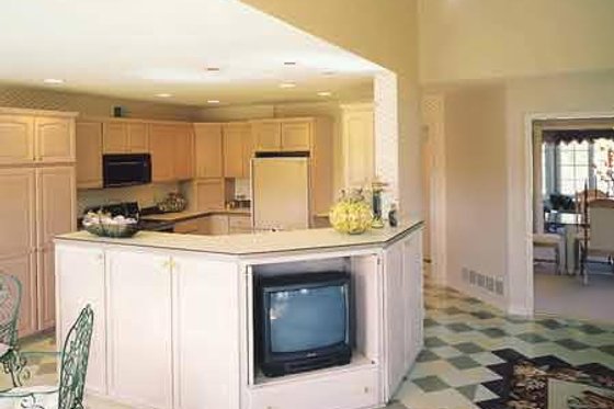 Photo 1 for Traditional House Plan #320-411 - 2 bed, 2.5 bath