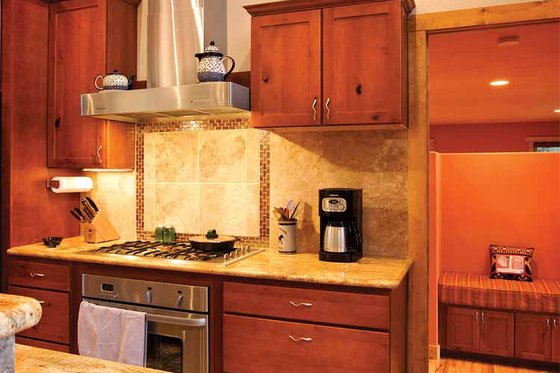 Interior - Kitchen 1 for Contemporary House Plan #1042-12 - 3 bed, 2 bath