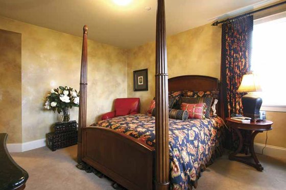 Interior - Bedroom 3 for Craftsman House Plan #132-485 - 4 bed, 4.5 bath