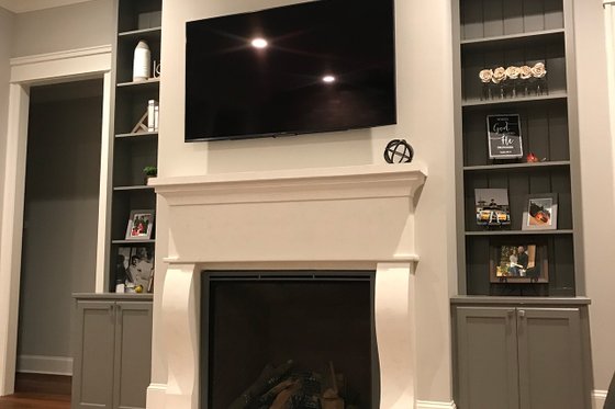 Interior - Family Room for Country House Plan #1074-23 - 4 bed, 3.5 bath