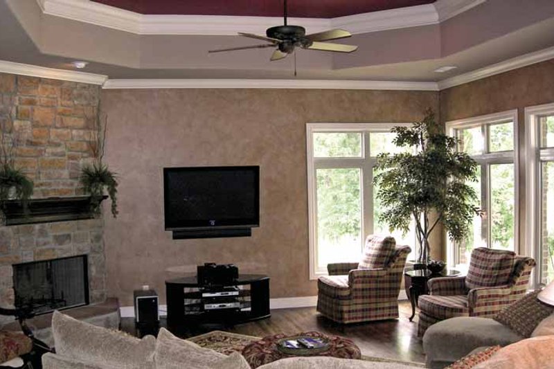 Dream House Plan - Interior - Family Room for Contemporary House Plan #11-280 - 5 bed, 5.5 bath