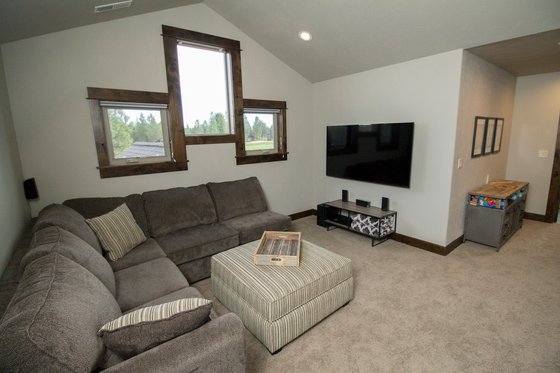 Interior - Other 2 for Craftsman House Plan #892-11 - 3 bed, 4.5 bath