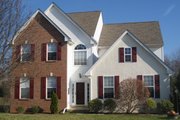 Traditional Style House Plan - 4 Beds 2.5 Baths 2220 Sq/Ft Plan #1053-40 