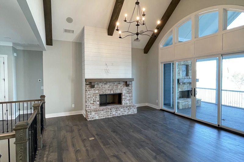 Architectural House Design - Interior - Family Room 1 for Craftsman House Plan #437-114 - 4 bed, 4 bath
