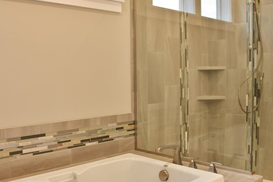 Interior - Master Bathroom 3 for Craftsman House Plan #1070-11 - 3 bed, 2.5 bath