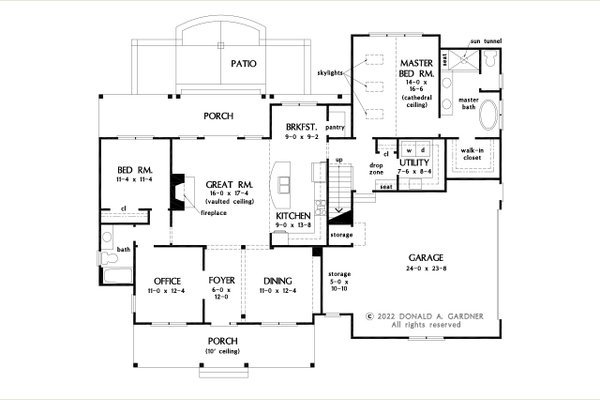 Modern Floor Plan - Main Floor Plan #929-1173
