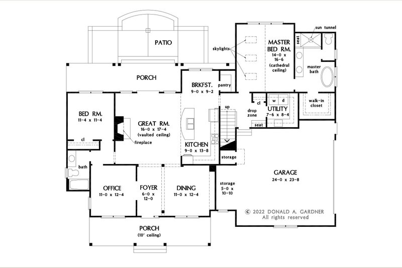 House Blueprint - Floor Plan - Main Floor for Modern House Plan #929-1173 - 4 bed, 3 bath