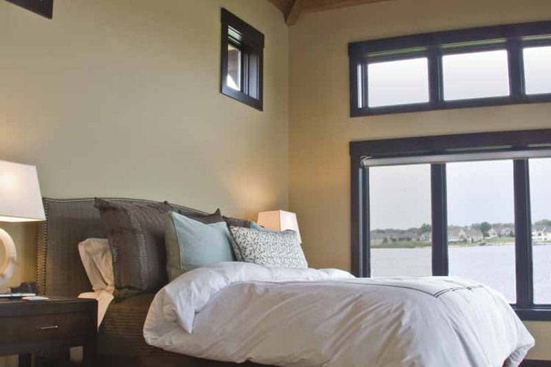 Dream House Plan - Interior - Master Bedroom for Contemporary House Plan #928-67 - 4 bed, 4 bath