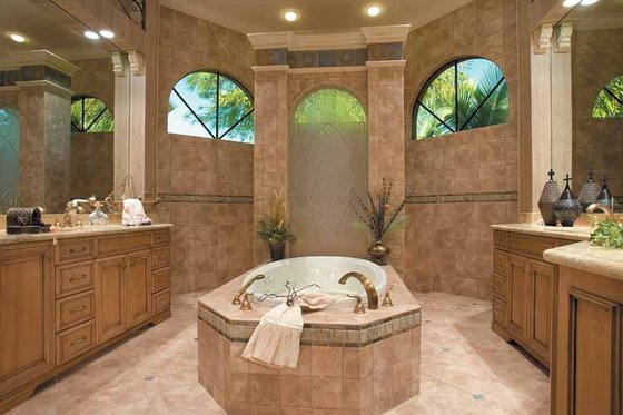 Interior - Master Bathroom for Mediterranean House Plan #930-328 - 4 bed, 4.5 bath