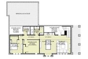 Craftsman Style House Plan - 4 Beds 3.5 Baths 4026 Sq/Ft Plan #901-148 