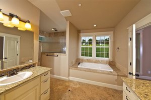 Master Bathroom - 2000 square foot Craftsman home
