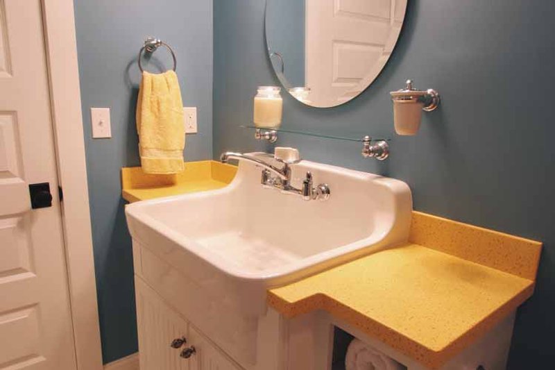 Home Plan - Interior - Bathroom for Craftsman House Plan #928-39 - 4 bed, 3.5 bath