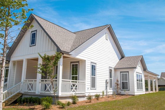 Photo 4 for Traditional House Plan #430-146 - 4 bed, 2.5 bath