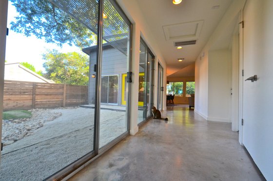 Photo 6 for Modern House Plan #450-4 - 3 bed, 2 bath