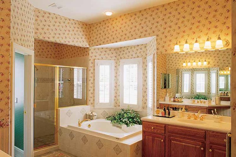 House Blueprint - Interior - Bathroom for Victorian House Plan #417-545 - 4 bed, 3.5 bath