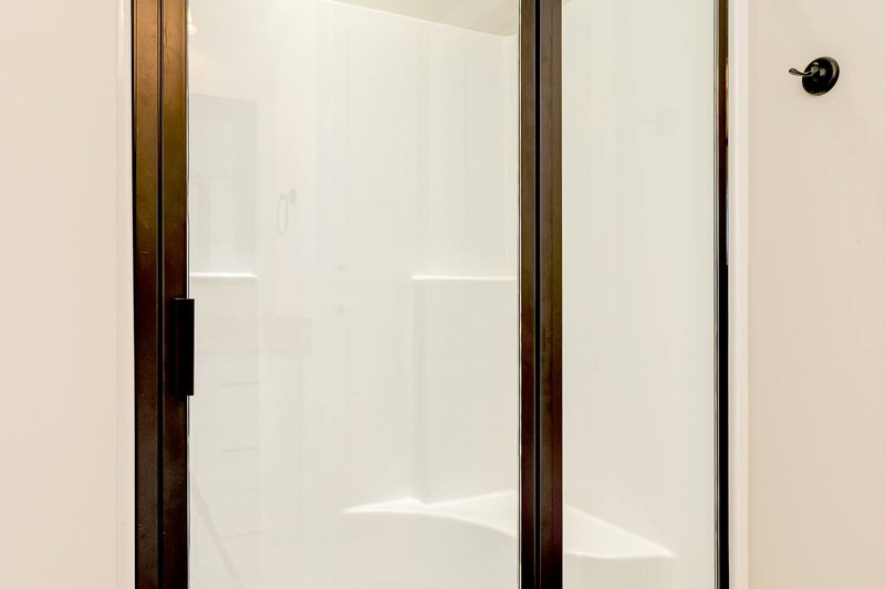 Home Plan - European Interior - Master Bathroom Plan #430-110