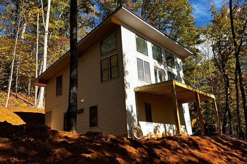 House Design - Photo 7 for Contemporary House Plan #932-1032 - 3 bed, 2 bath