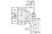 Traditional Style House Plan - 3 Beds 3 Baths 1800 Sq/Ft Plan #56-677 