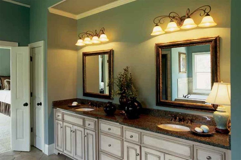 Architectural House Design - Interior - Master Bathroom for European House Plan #927-24 - 5 bed, 4.5 bath