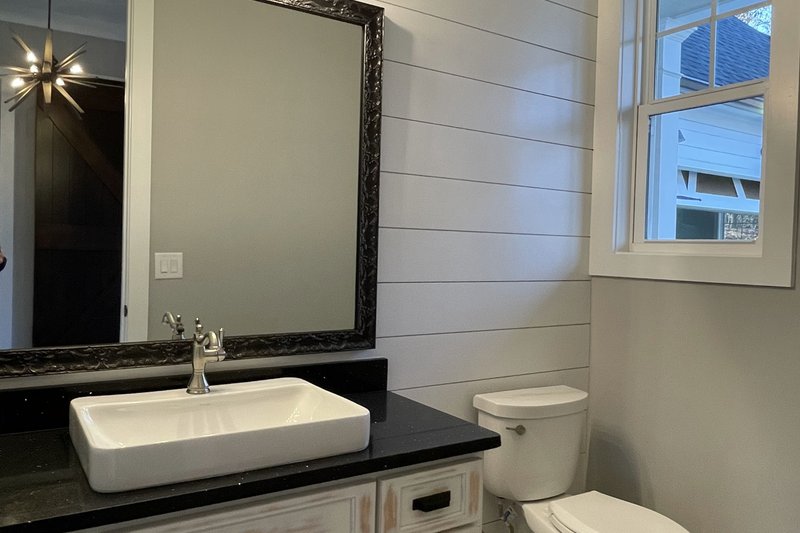 Home Plan - Interior - Bathroom 2 for Craftsman House Plan #437-111 - 4 bed, 3.5 bath