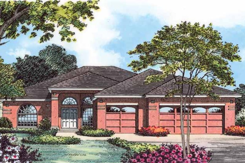 Dream House Plan - Traditional Exterior - Front Elevation Plan #1015-20