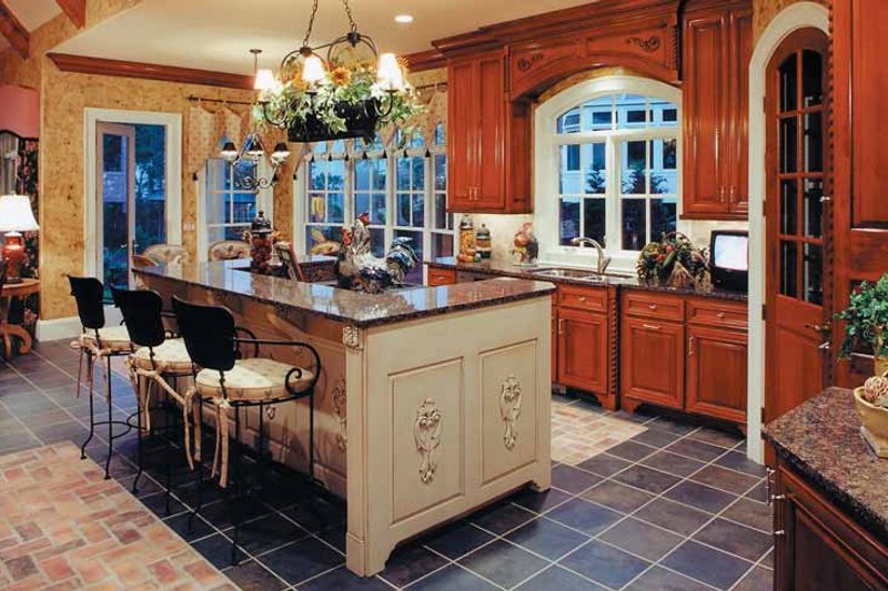House Plan Design - Interior - Kitchen for European House Plan #437-66 - 4 bed, 4.5 bath