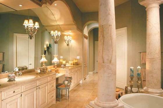 Interior - Master Bathroom for Mediterranean House Plan #930-330 - 4 bed, 4.5 bath