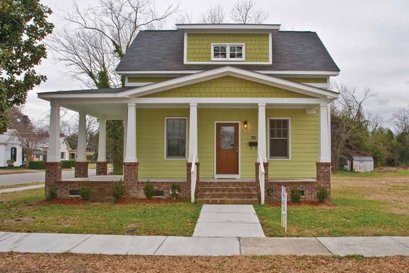 Home Plan - Exterior - Front Elevation 4 for Craftsman House Plan #936-13 - 3 bed, 2 bath