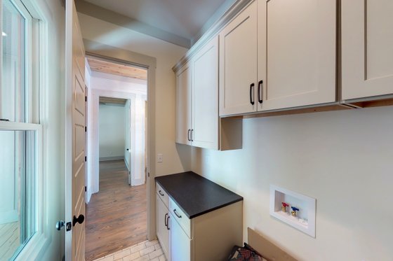Interior - Laundry for Traditional House Plan #63-412 - 5 bed, 4 bath