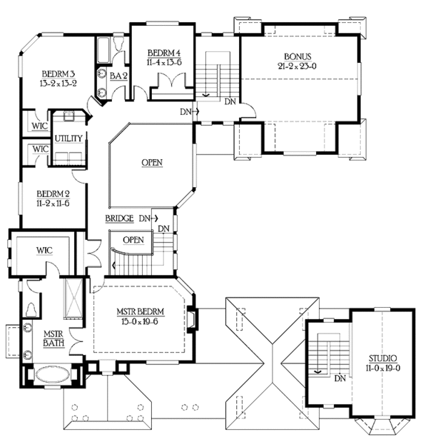 House Blueprint - Traditional Floor Plan - Upper Floor Plan #132-504