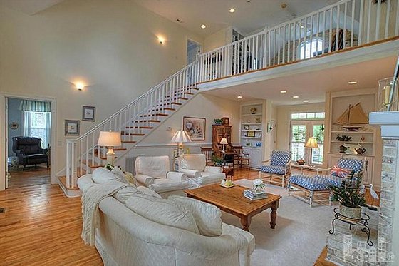 Great Room - 2600 square foot Southern home