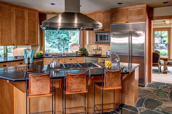 Photo 26 for Craftsman House Plan #132-179 - 5 bed, 4.5 bath