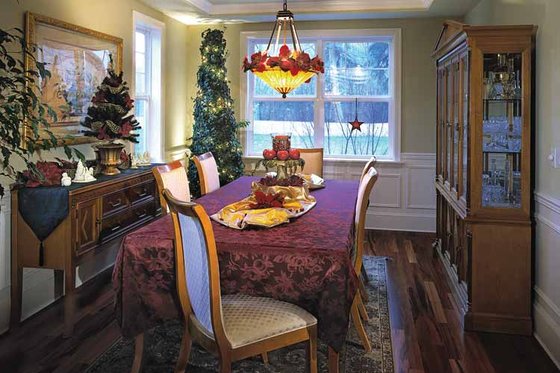 Interior - Dining Room for Craftsman House Plan #132-351 - 4 bed, 3.5 bath