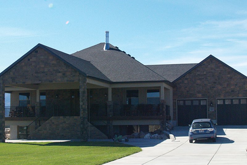 Dream House Plan - Exterior - Front Elevation 4 for Ranch House Plan #1060-21 - 5 bed, 4 bath
