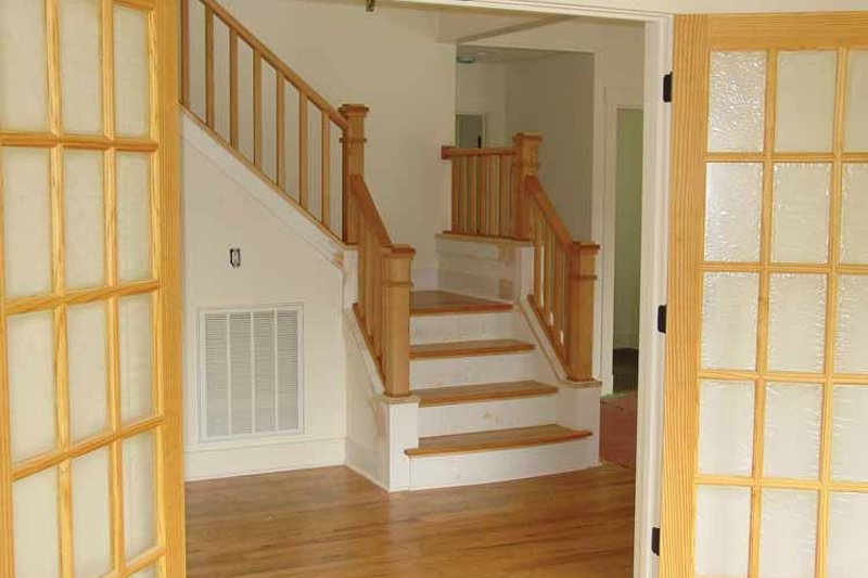 Dream House Plan - Interior - Entry 1 for Country House Plan #939-11 - 4 bed, 3.5 bath