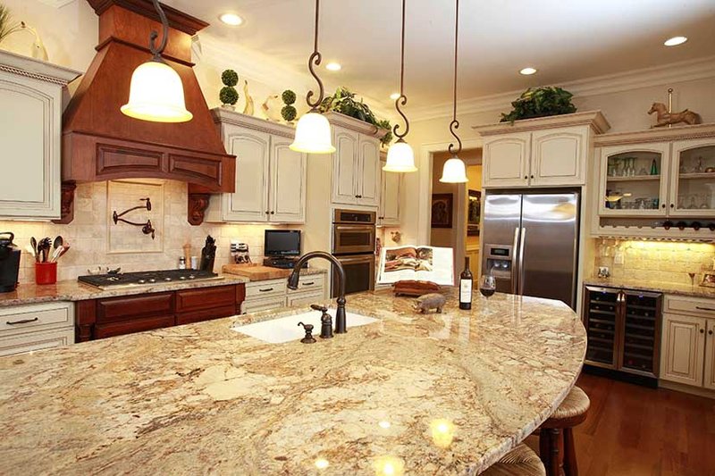 Architectural House Design - Interior - Kitchen for Country House Plan #927-409 - 4 bed, 3.5 bath