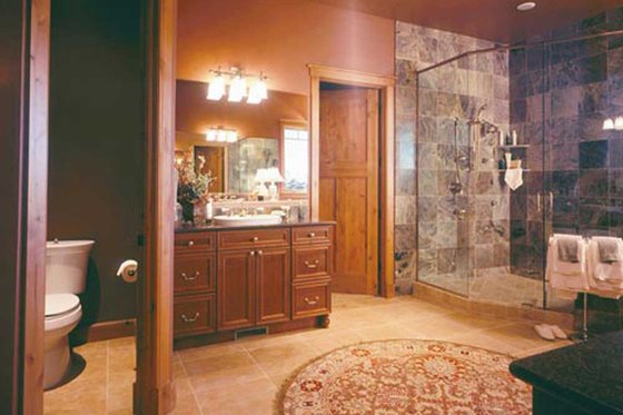 Interior - Master Bathroom 1 for Craftsman House Plan #942-16 - 5 bed, 6.5 bath