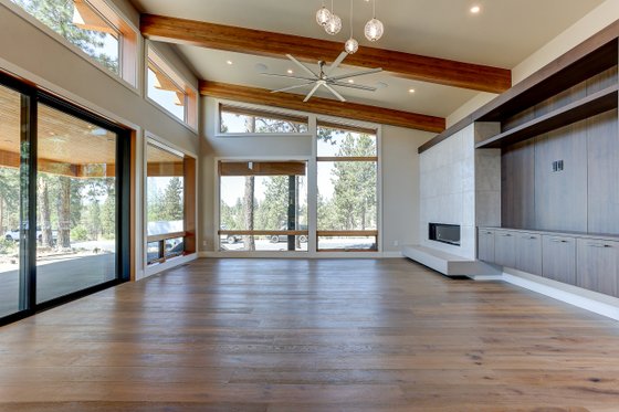 Interior - Family Room 1 for Contemporary House Plan #892-39 - 4 bed, 4.5 bath
