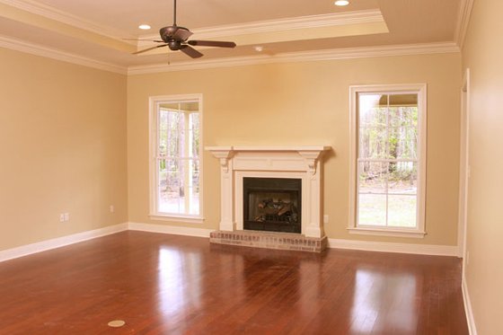 Photo 4 for Craftsman House Plan #21-312 - 4 bed, 2.5 bath