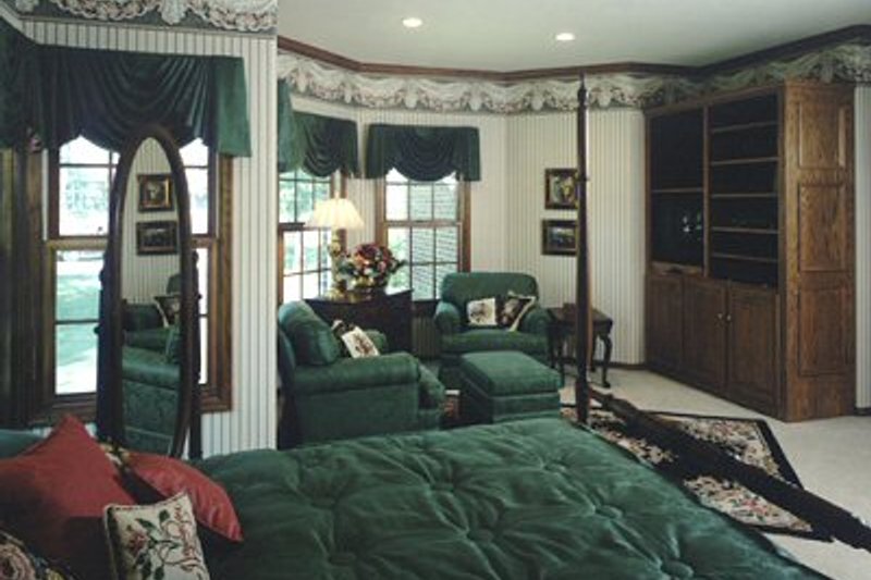 Home Plan - Photo 6 for Traditional House Plan #70-510 - 4 bed, 3.5 bath