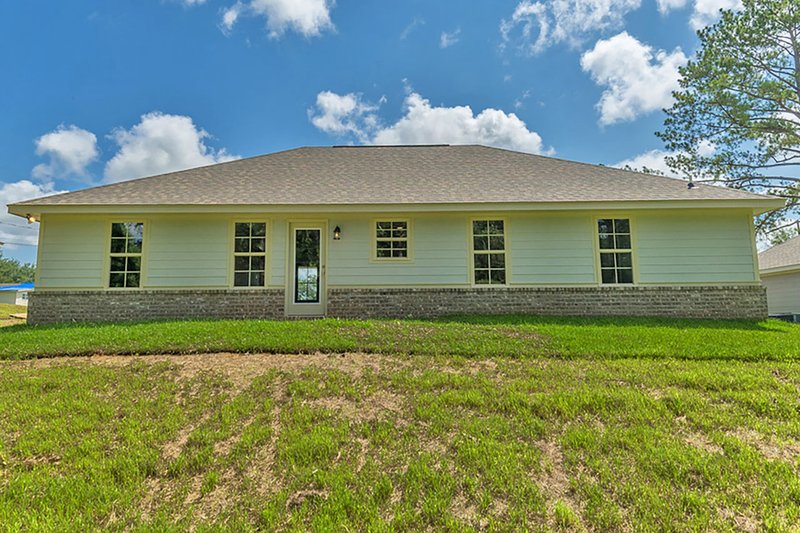 Dream House Plan - Exterior - Rear Elevation for Ranch House Plan #430-181 - 3 bed, 2 bath