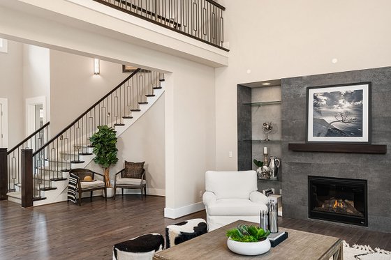 Interior - Family Room 1 for Contemporary House Plan #1066-14 - 5 bed, 4.5 bath