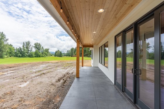 Photo 77 for Farmhouse House Plan #1070-39 - 3 bed, 3.5 bath